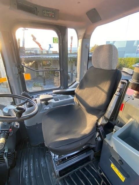 Chargeuse sur pneus Doosan DL 200