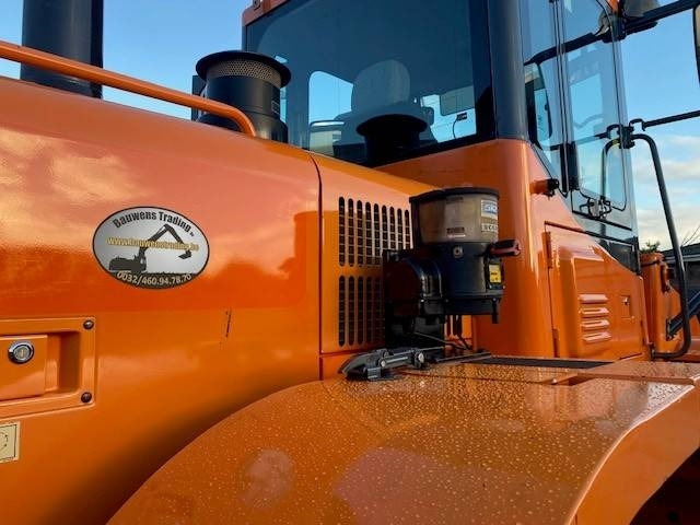 Chargeuse sur pneus Doosan DL 200