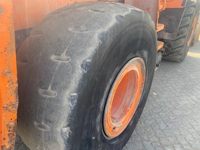 Chargeuse sur pneus Doosan DL 420 (12005350)