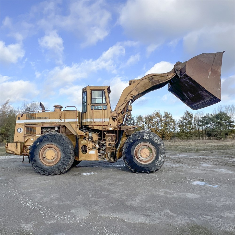 Chargeuse sur pneus Dresser 560 B