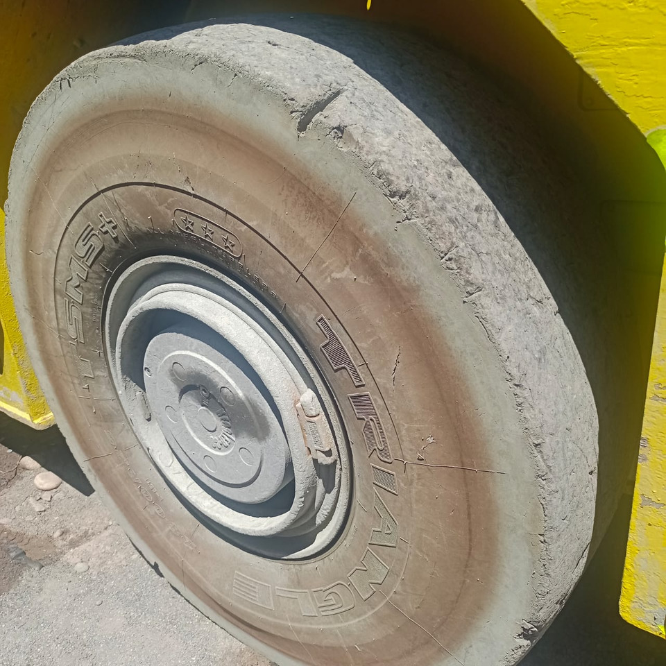 Chargeuse sur pneus EPIROC ST1030