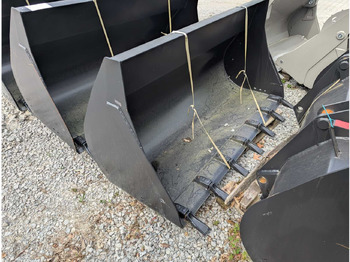 Chargeuse sur pneus  EURON STEEL S.R.O. EARTH BUCKET COMPLETE WITH TEETH - 1850 MM - 0.9 CBM