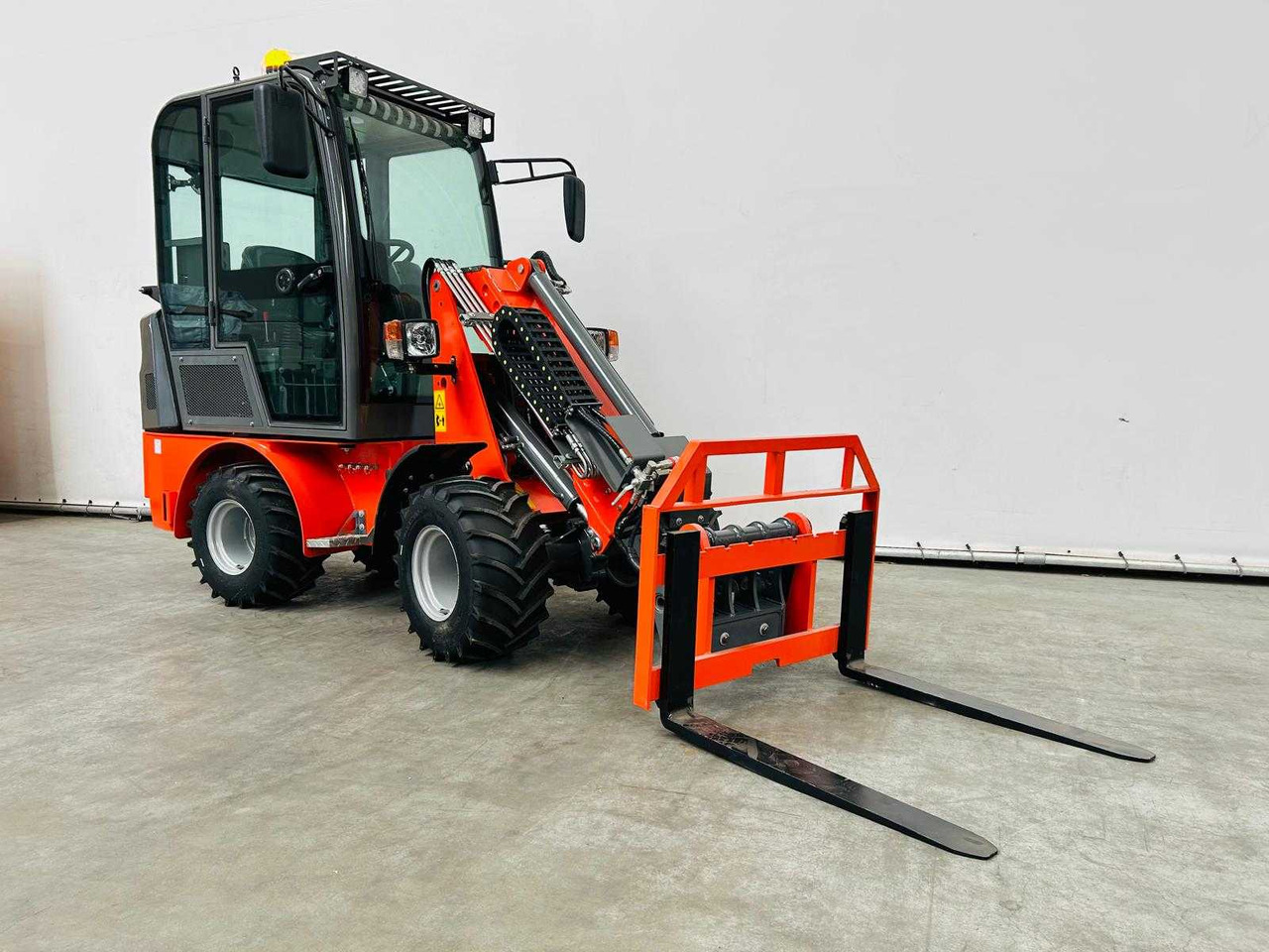 Chargeuse sur pneus EVERUN - 2025 - ER1000 - TELESCOPIC ARTICULATED WHEEL LOADER KUBOTA EURO5
