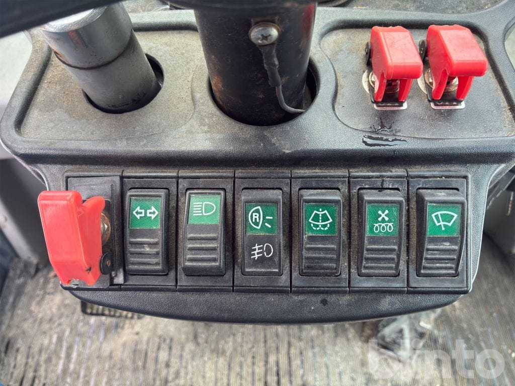 Chargeuse sur pneus Eougem OJ-16