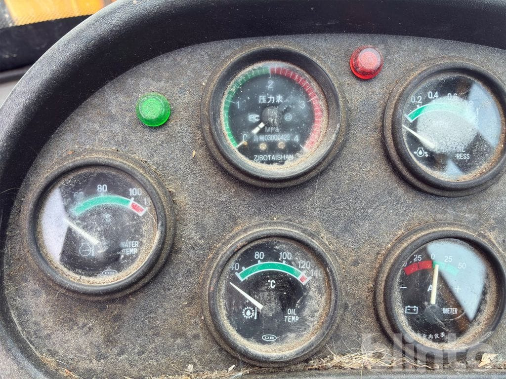 Chargeuse sur pneus Eougem OJ-16