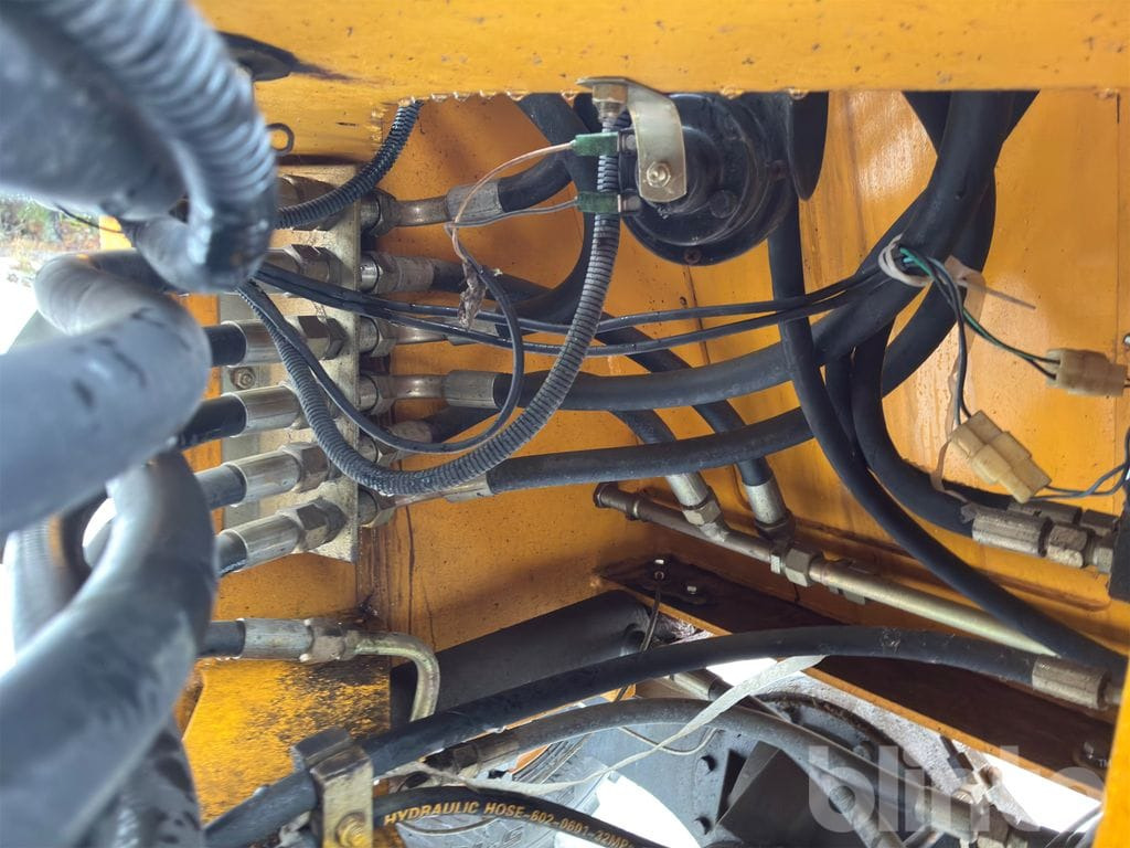 Chargeuse sur pneus Eougem OJ-16