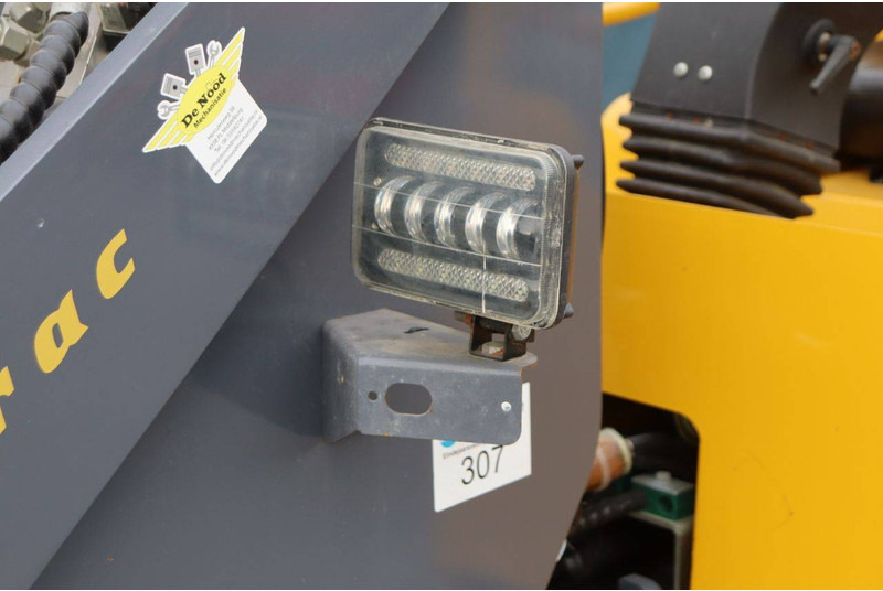 Chargeuse sur pneus Eurotrac 820/W12S