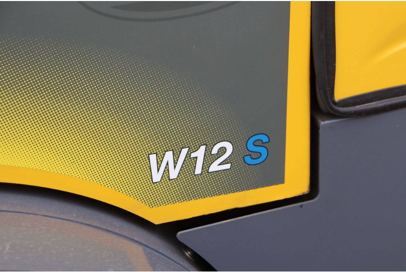 Chargeuse sur pneus Eurotrac 820/W12S