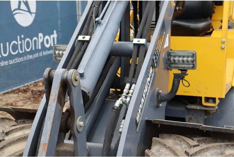 Chargeuse sur pneus Eurotrac W12F