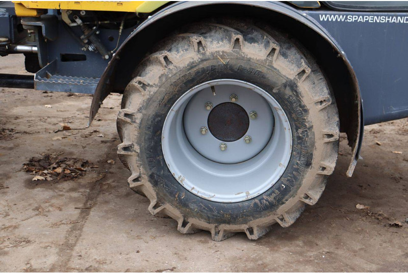 Chargeuse sur pneus Eurotrac W12F