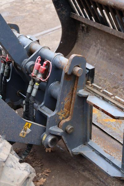 Chargeuse sur pneus Eurotrac W12F