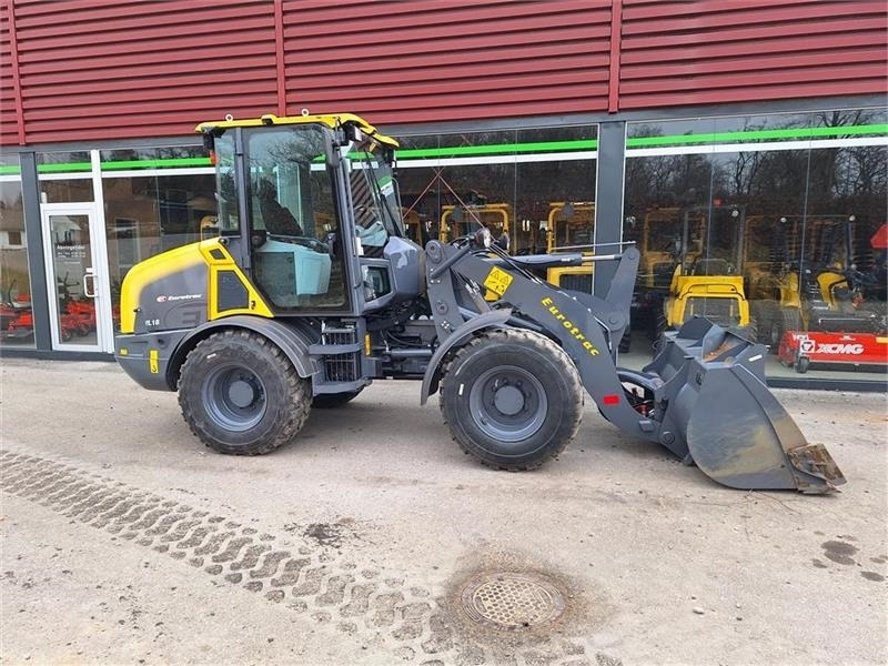 Chargeuse sur pneus Eurotrac WL18