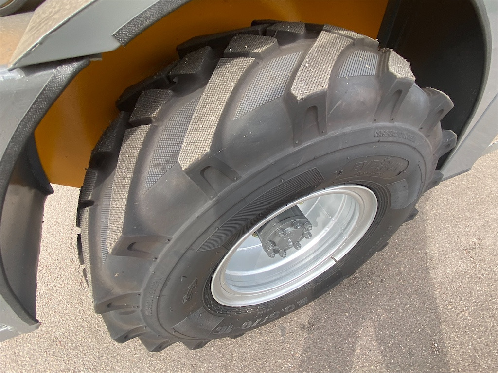 Chargeuse sur pneus Everun ER412 PRO