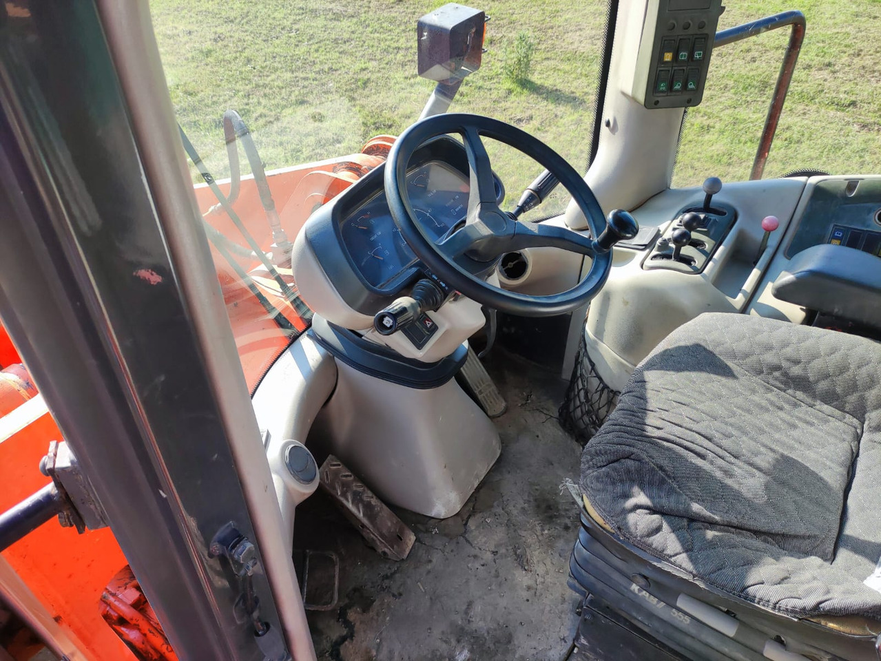 Chargeuse sur pneus FIAT KOBELCO W270