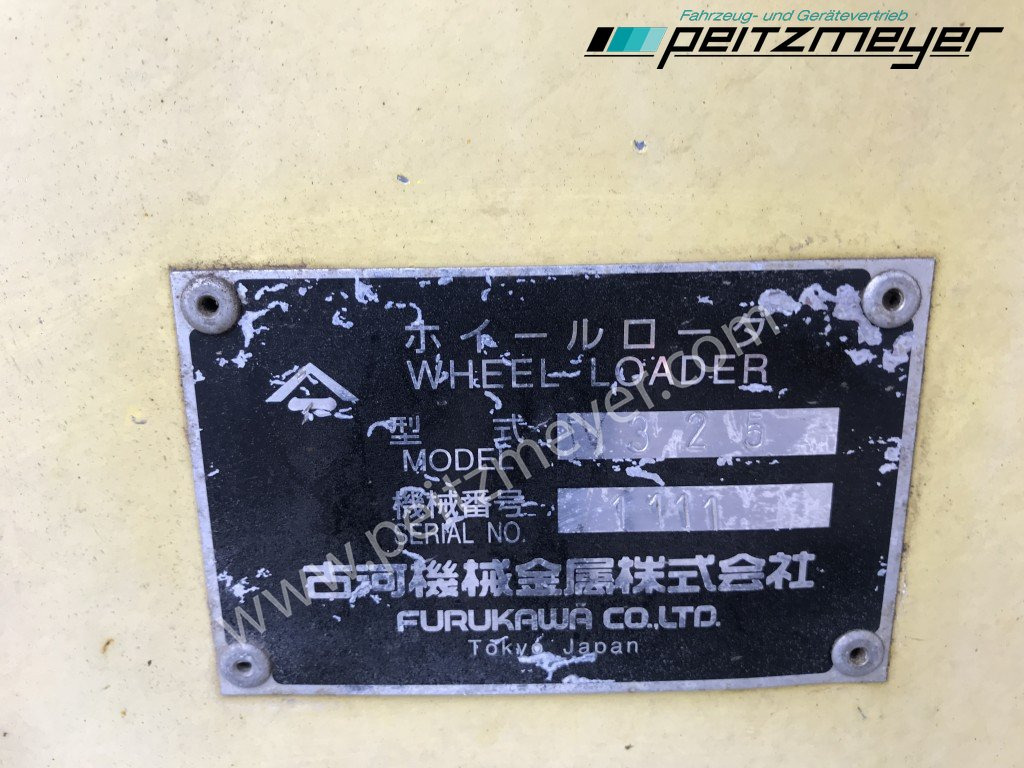 Chargeuse sur pneus FURUKAWA RADLADER 325 Klima