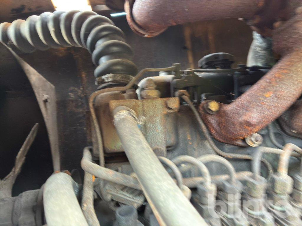 Chargeuse sur pneus Fiat 605 B