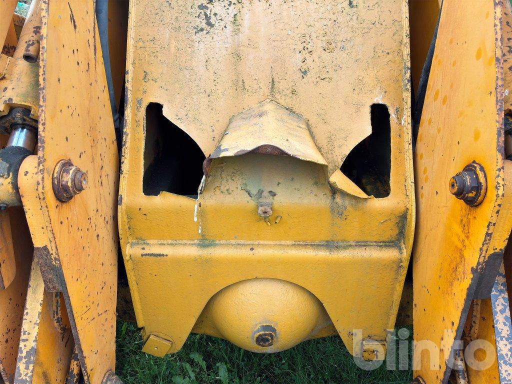 Chargeuse sur pneus Fiat 605 B