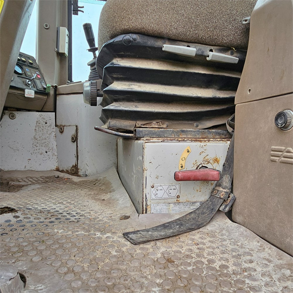 Chargeuse sur pneus Fiat-Allis FR130