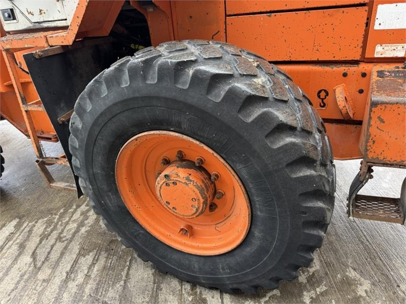 Chargeuse sur pneus Fiat FR90 Parallel Loading Shovel