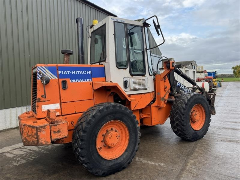 Chargeuse sur pneus Fiat FR90 Parallel Loading Shovel