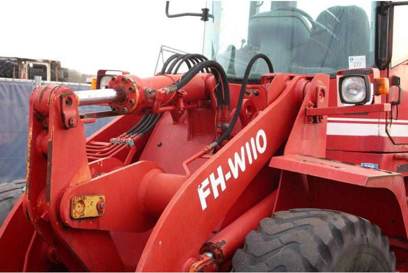 Chargeuse sur pneus Fiat Hitachi FH-W110