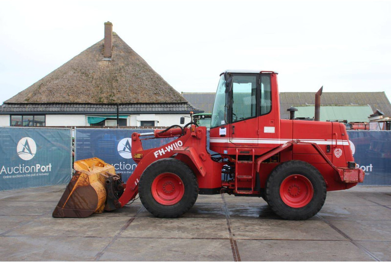 Chargeuse sur pneus Fiat Hitachi FH-W110