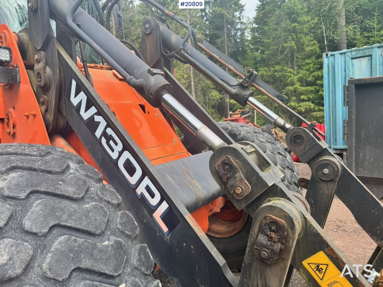 Chargeuse sur pneus Fiat Hitachi W130PL