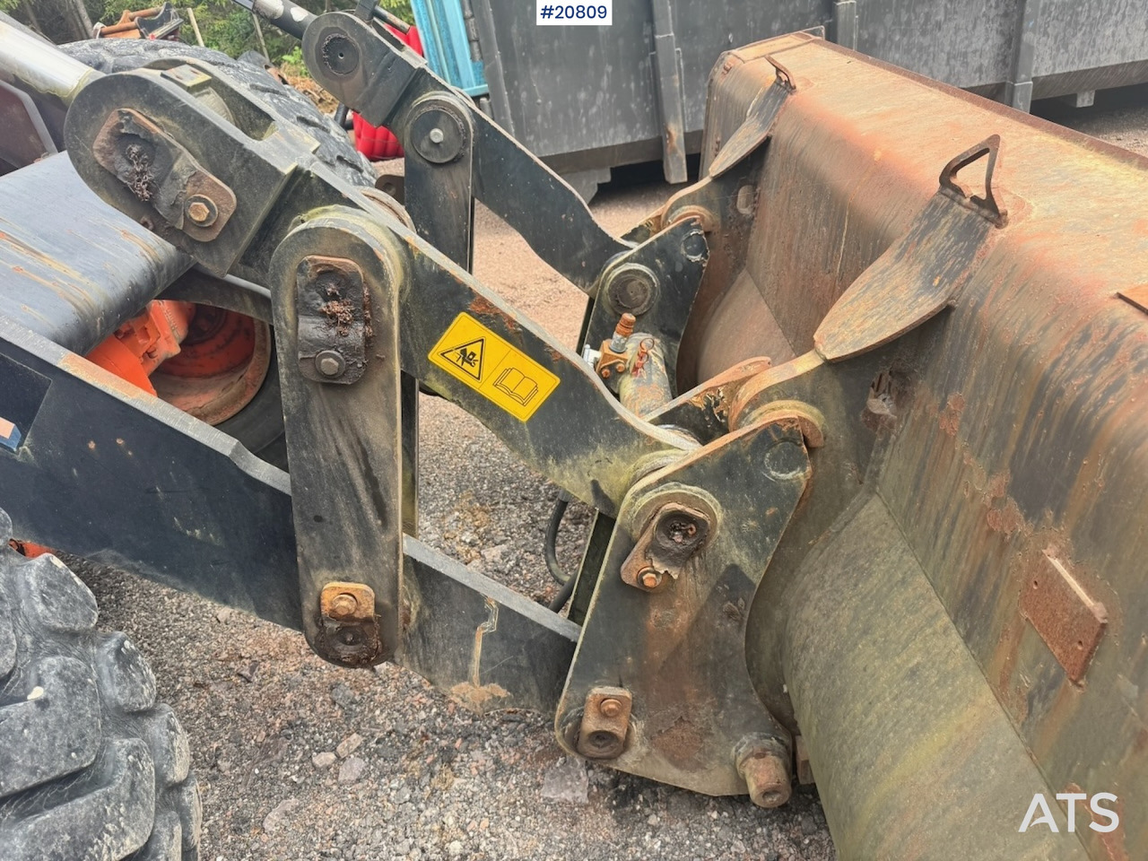 Chargeuse sur pneus Fiat Hitachi W130PL