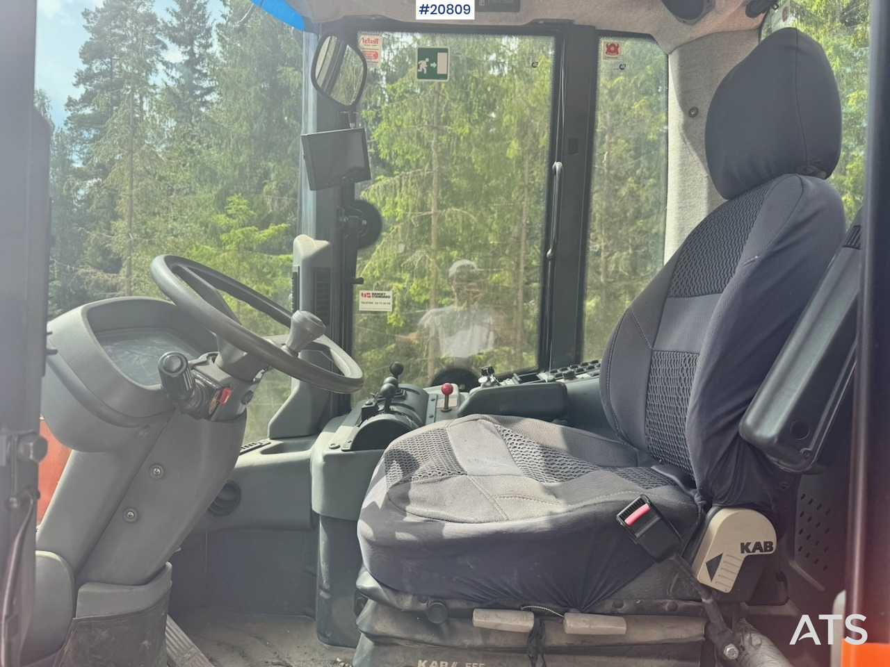 Chargeuse sur pneus Fiat Hitachi W130PL