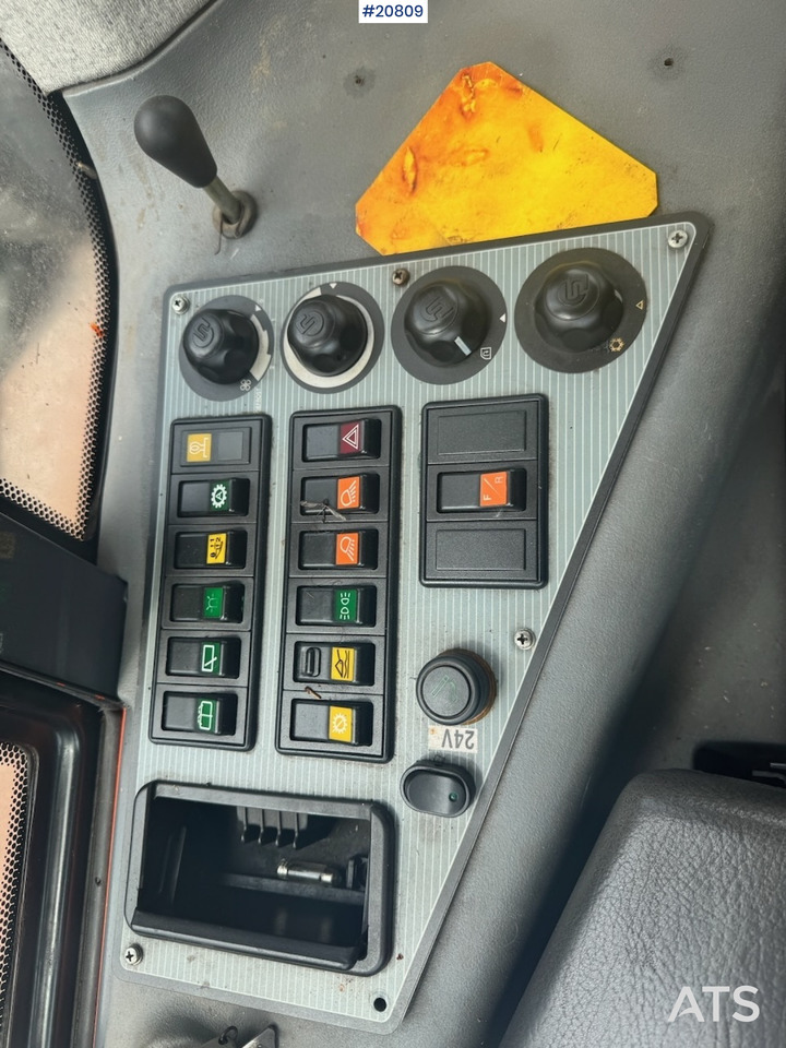 Chargeuse sur pneus Fiat Hitachi W130PL