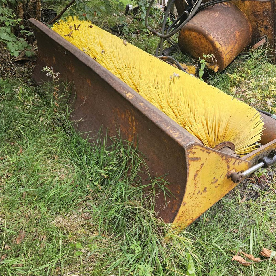 Chargeuse sur pneus Fiat-Hitachi W80 H