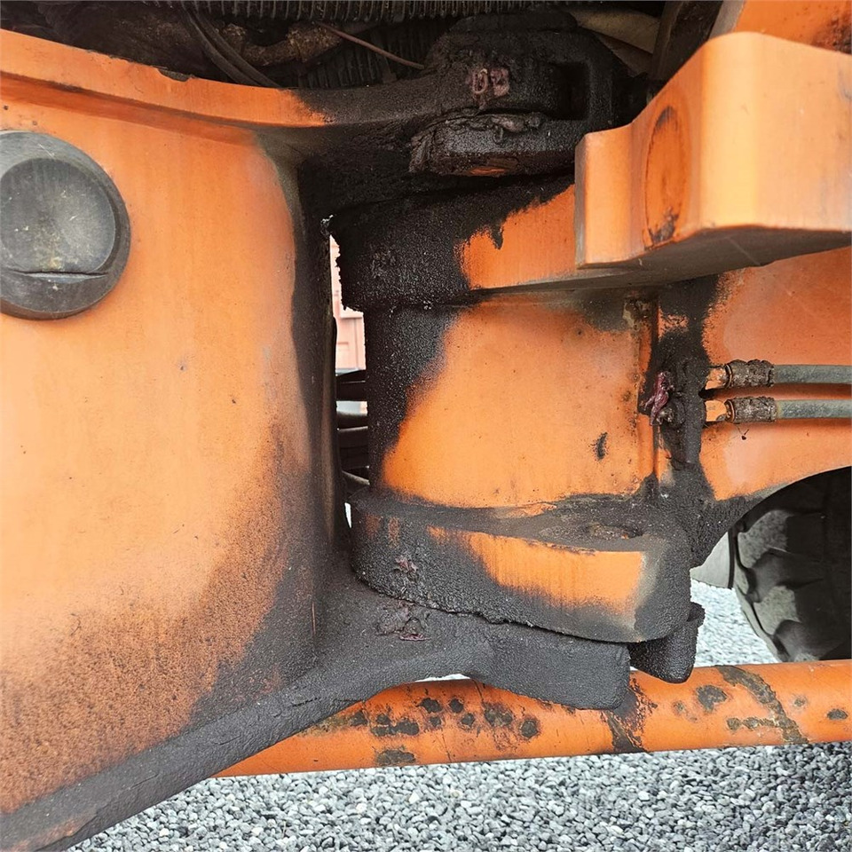 Chargeuse sur pneus Fiat-Hitachi W80 H