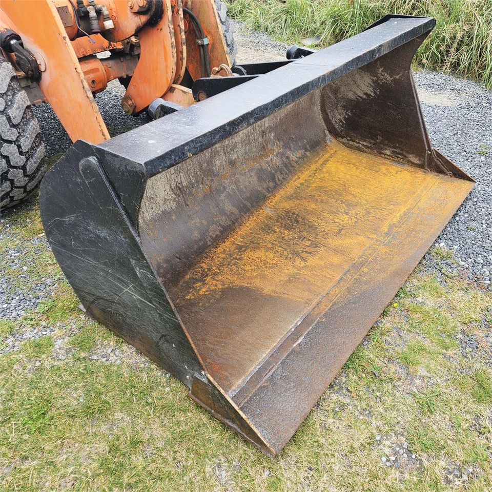 Chargeuse sur pneus Fiat-Hitachi W80 H