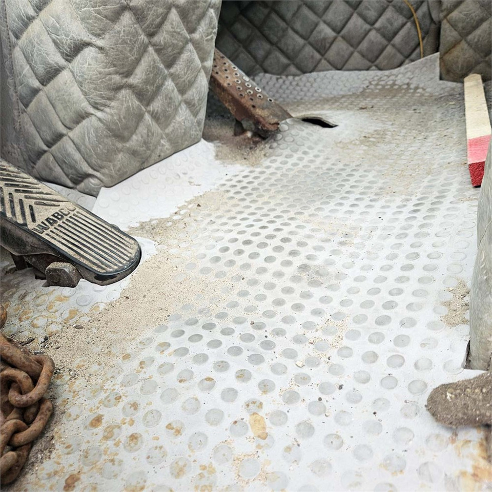 Chargeuse sur pneus Fiat-Hitachi W80 H