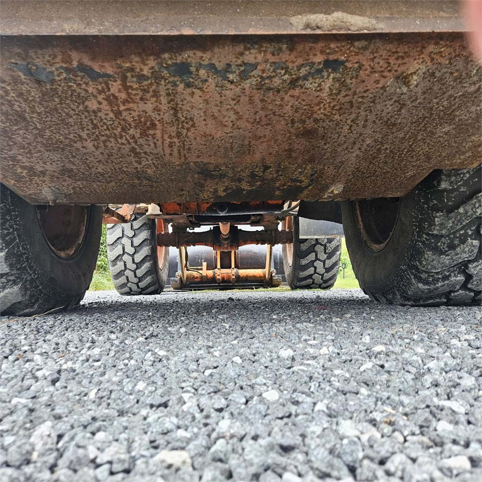 Chargeuse sur pneus Fiat-Hitachi W80 H