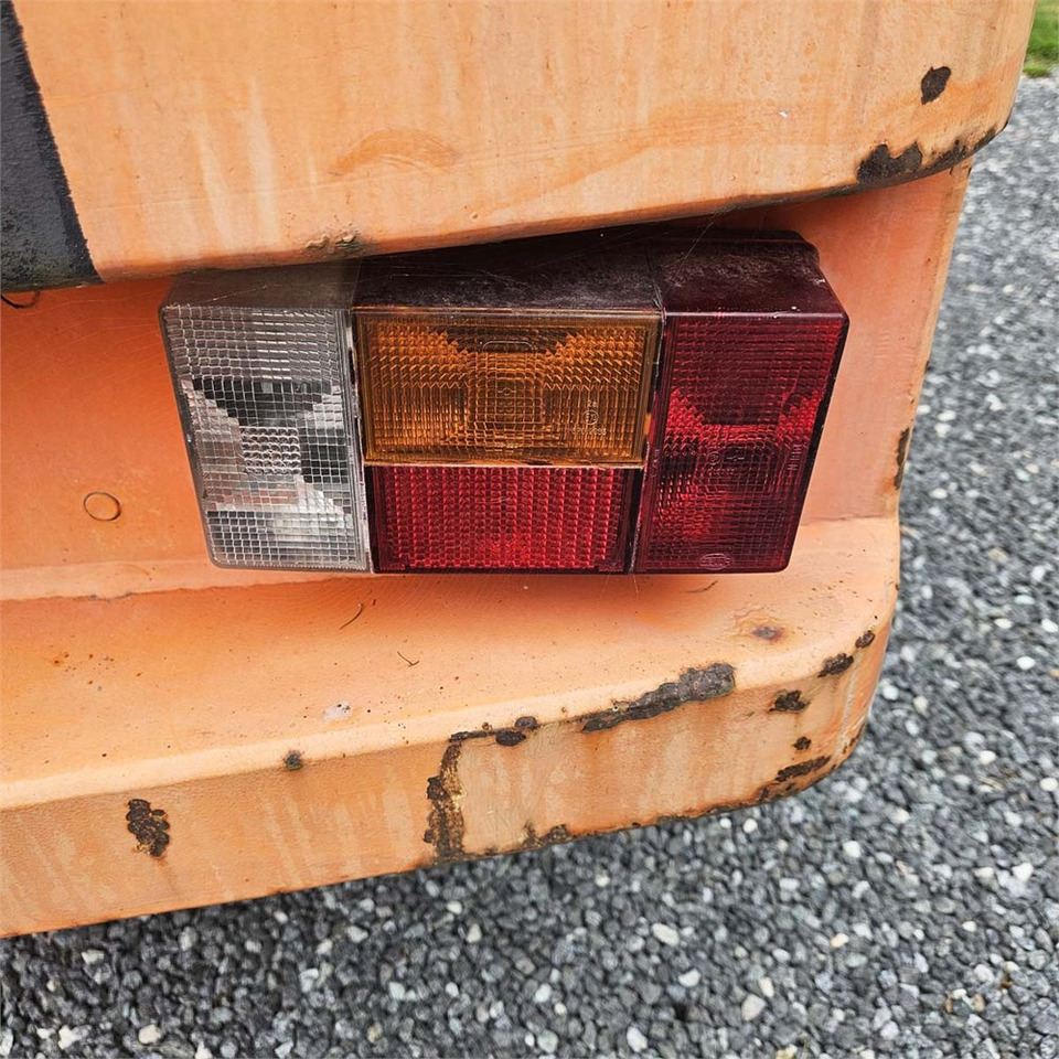 Chargeuse sur pneus Fiat-Hitachi W80 H