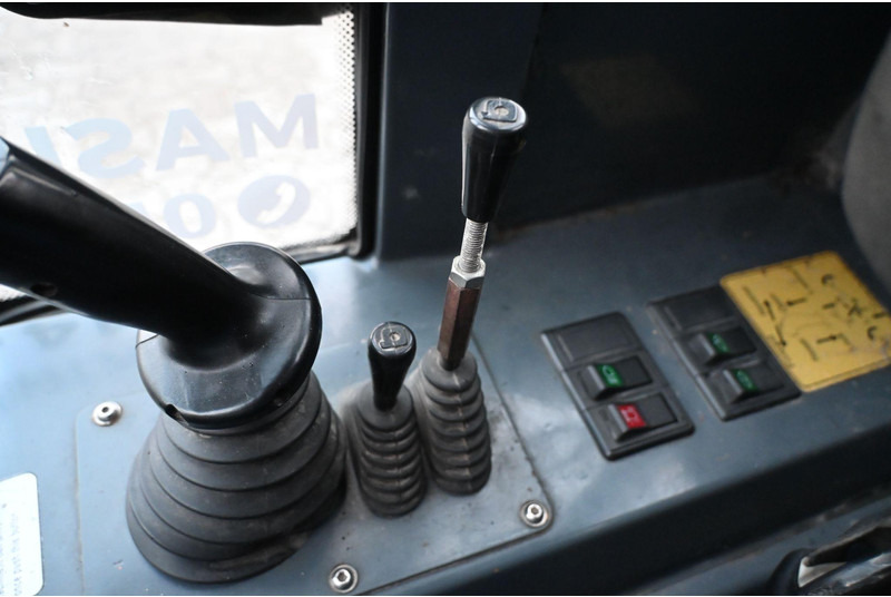 Chargeuse sur pneus Flexitrac 1236