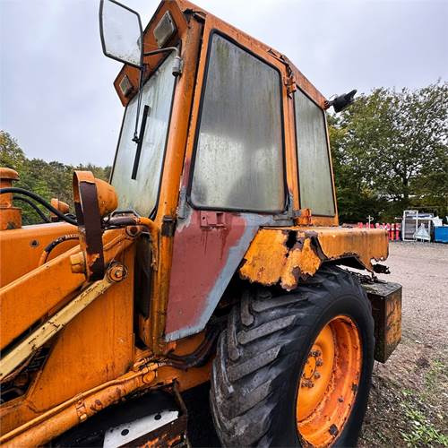 Chargeuse sur pneus Ford 550