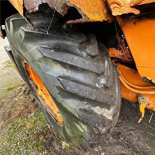 Chargeuse sur pneus Ford 550