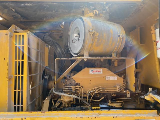 Chargeuse sur pneus Furukawa 335