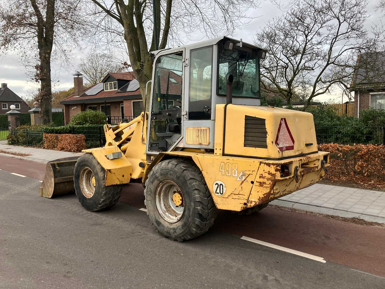 Chargeuse sur pneus GEHL EUROPE - 2006 - KL498 - SHOVEL