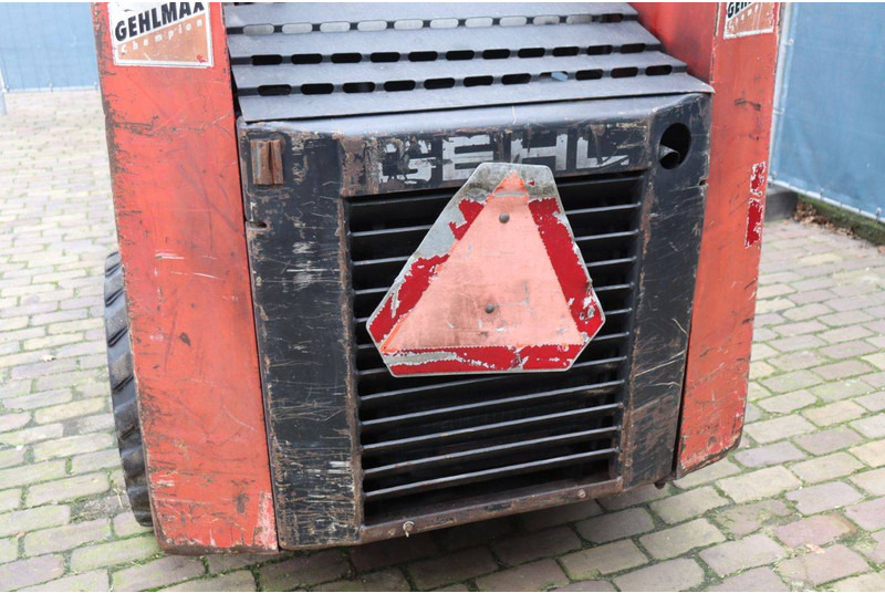 Chargeuse sur pneus Gehl 3610