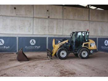 Chargeuse sur pneus Gehl 650