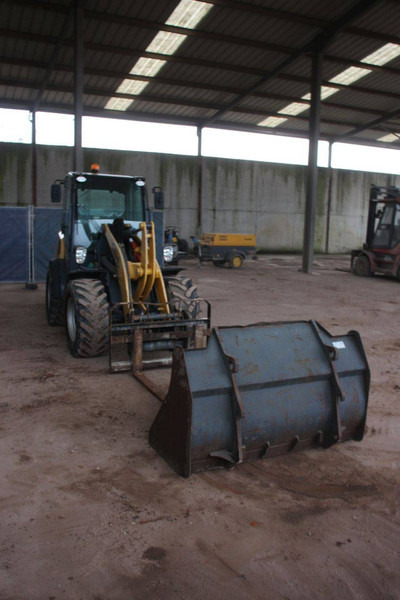 Chargeuse sur pneus Gehl 650