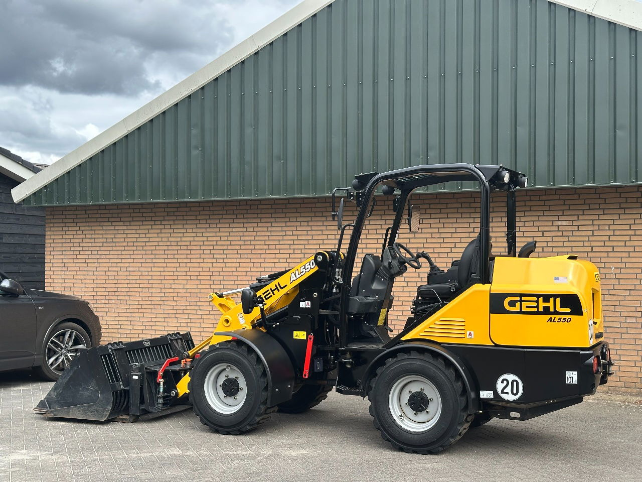 Chargeuse sur pneus Gehl AL550