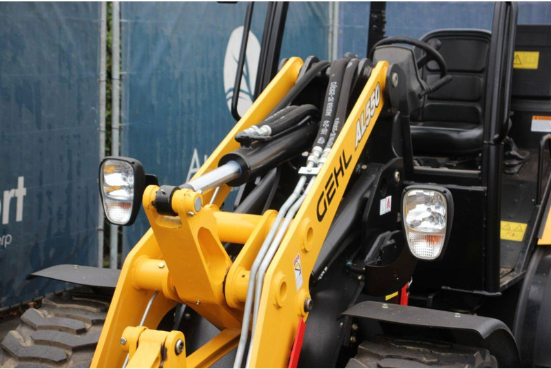 Chargeuse sur pneus Gehl AL550