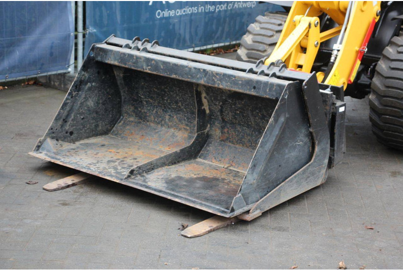 Chargeuse sur pneus Gehl AL550