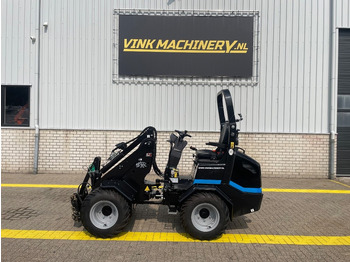 Chargeuse sur pneus Giant G 2200 E