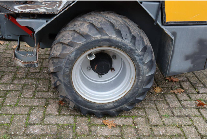 Chargeuse sur pneus Giant V452T