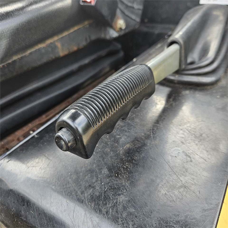 Chargeuse sur pneus Giant V452T X-TRA HD